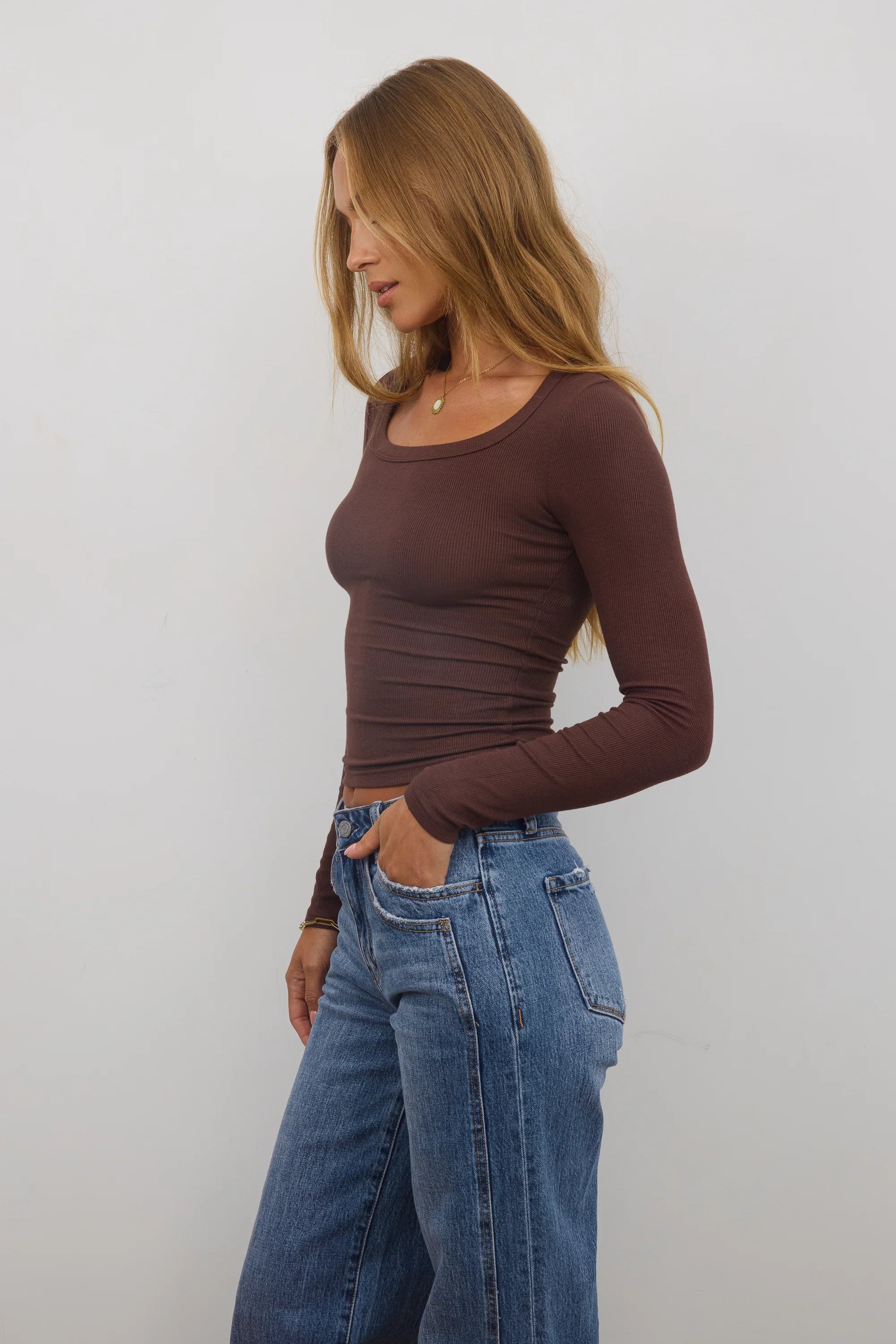 Audrey Ribbed Top in Brown