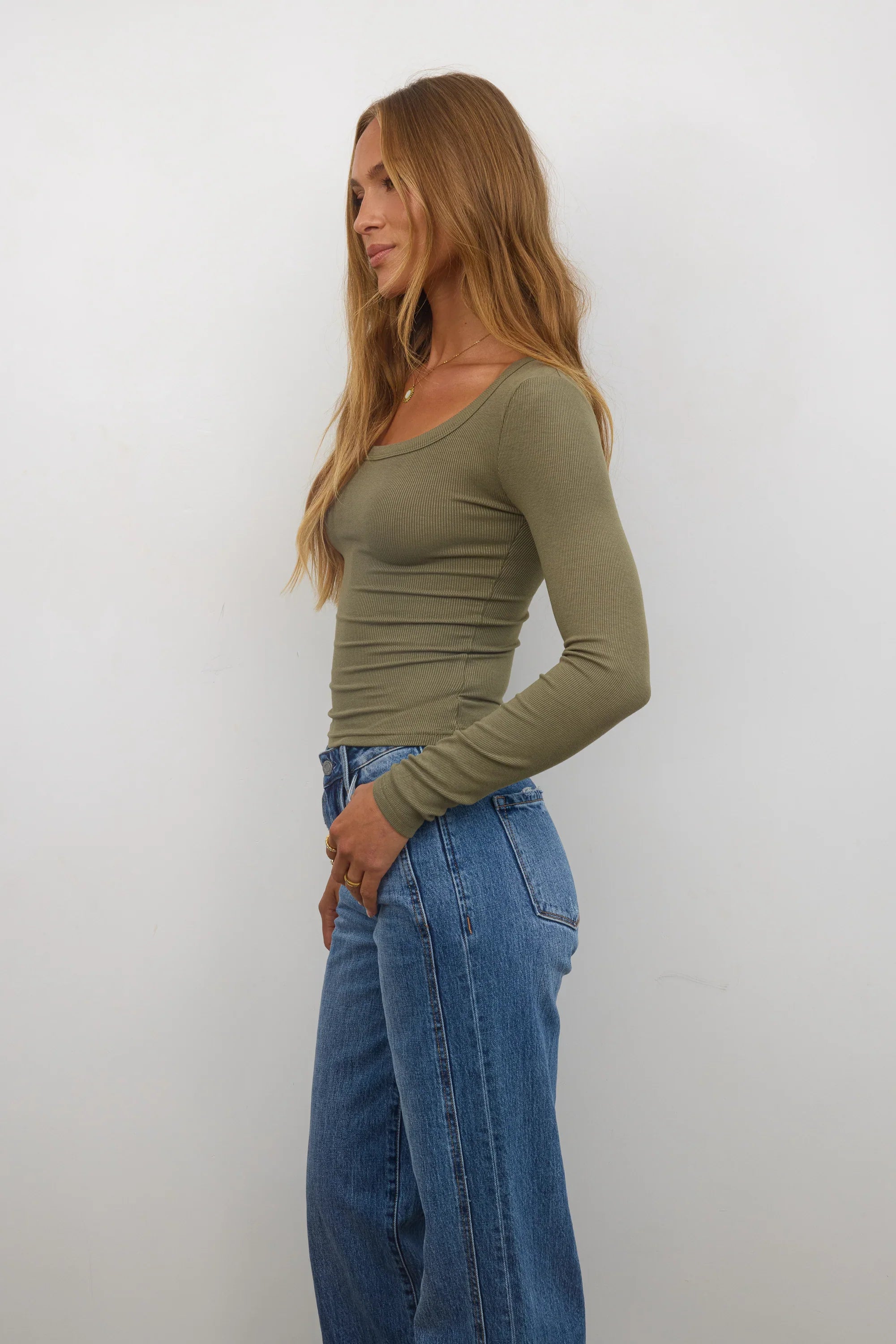 Audrey Ribbed Top in Olive