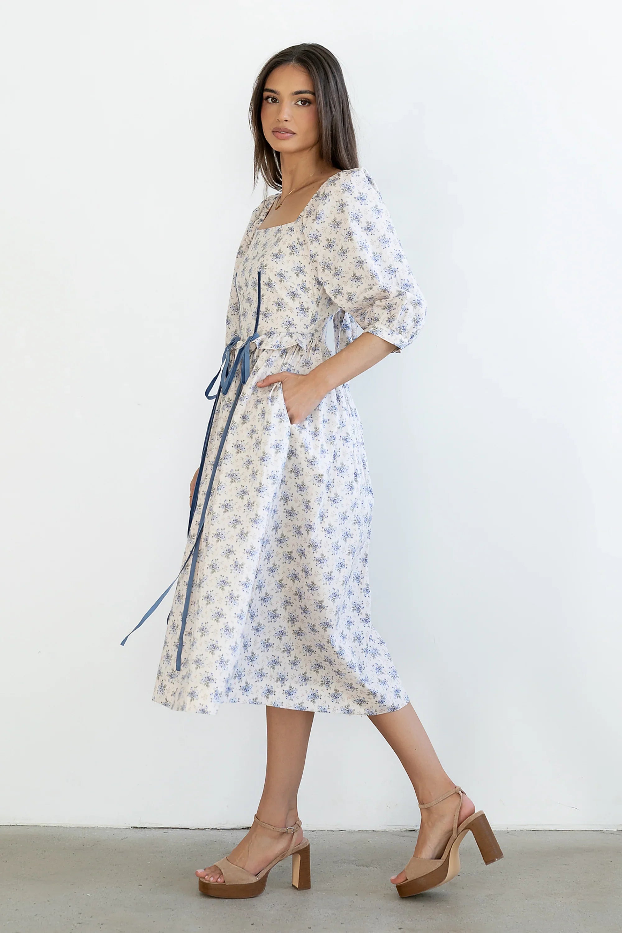 Gloria Floral Midi Dress in Ecru