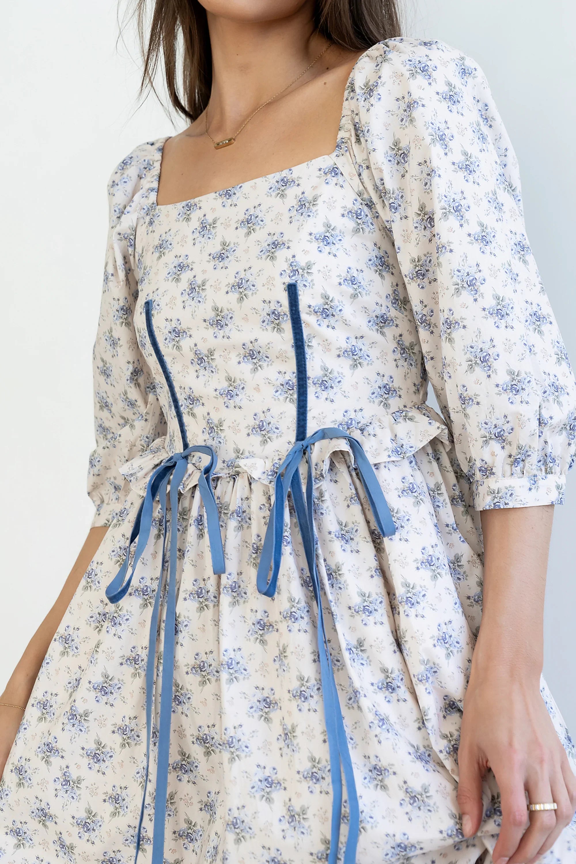 Gloria Floral Midi Dress in Ecru